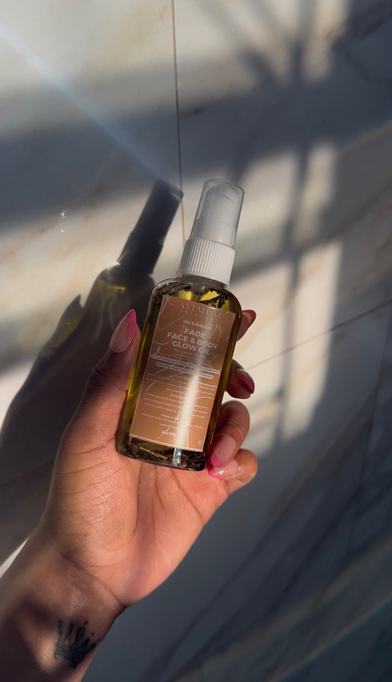 Fade Face & Body Glow Oil